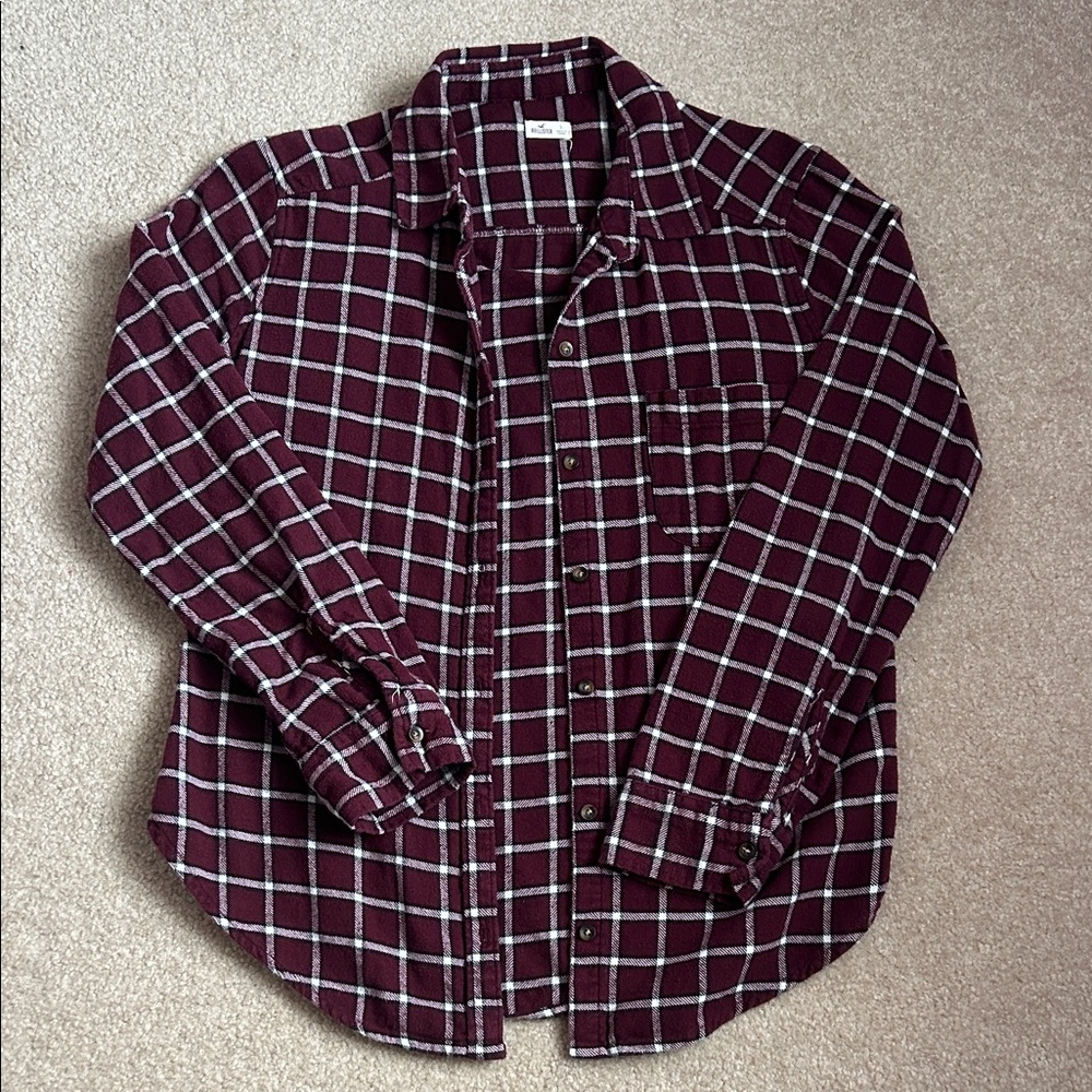 Hollister Burgundy Plaid Women’s Button Down Shirt